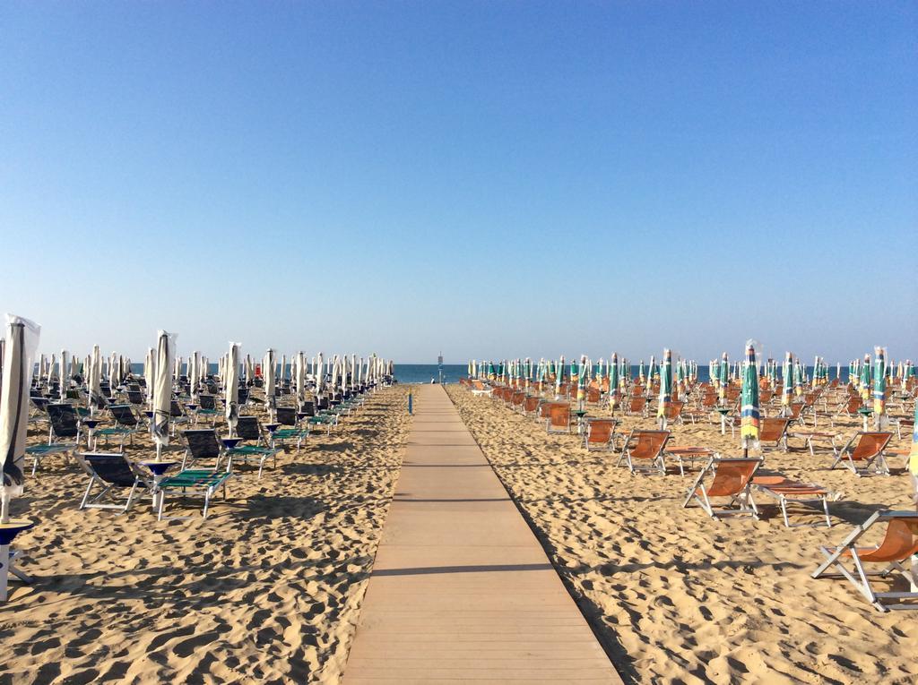 Appartamenti Nasse Bibione Buitenkant foto